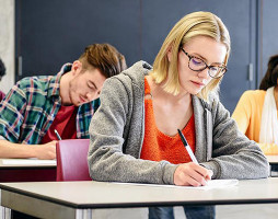 Обавештење о терминима одржавања правосудног испита у септембарском испитном року 2022. године